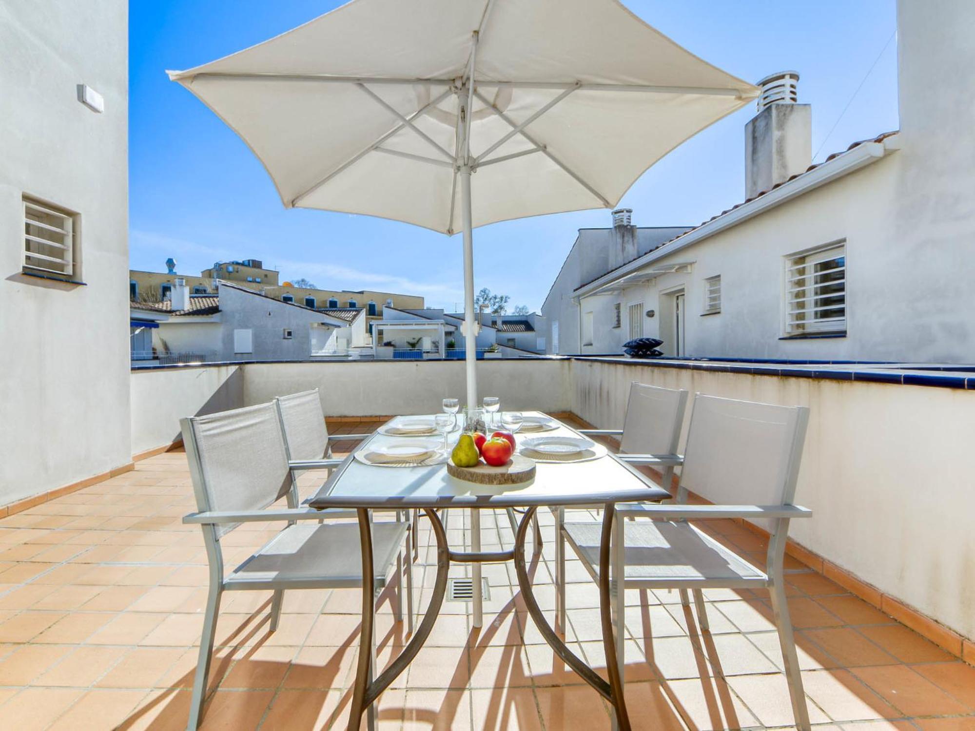 Appartement Platja De Roses-6 By Interhome Roses